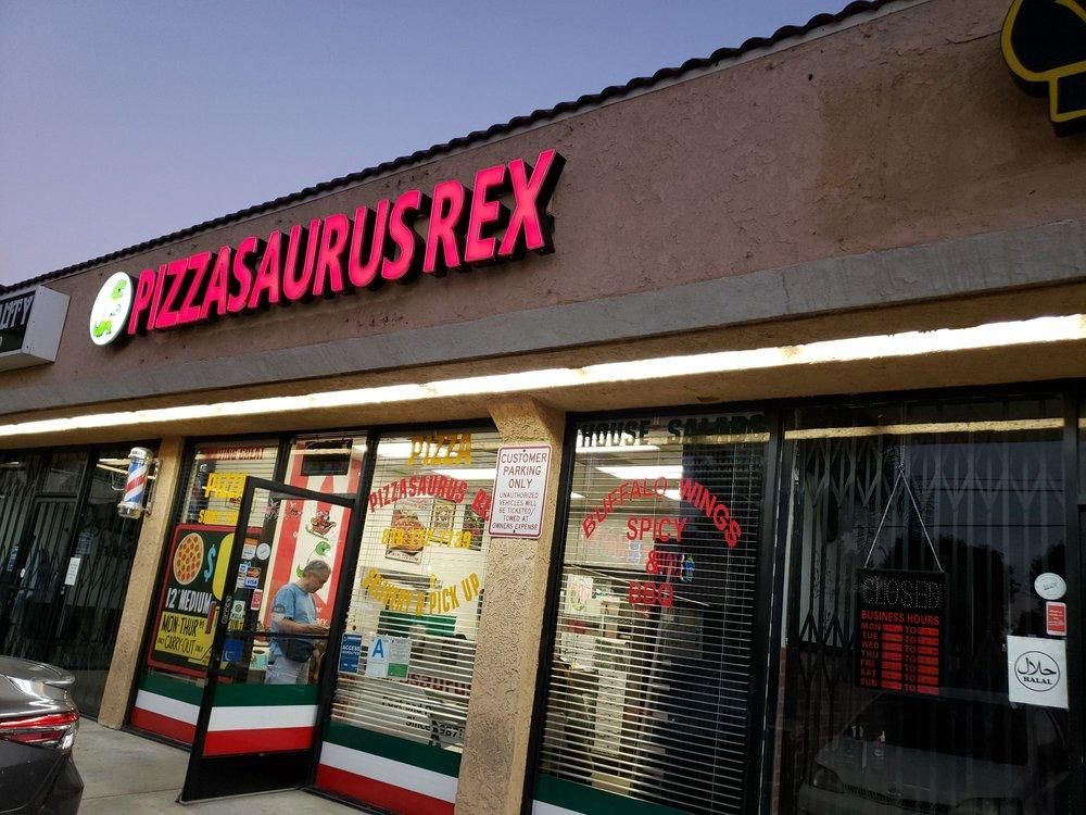 Los Angeles - Pizzasaurus Rex restaurant