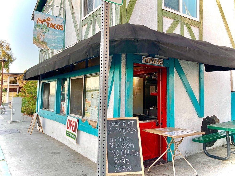Laguna Beach - Papa's Tacos restaurant