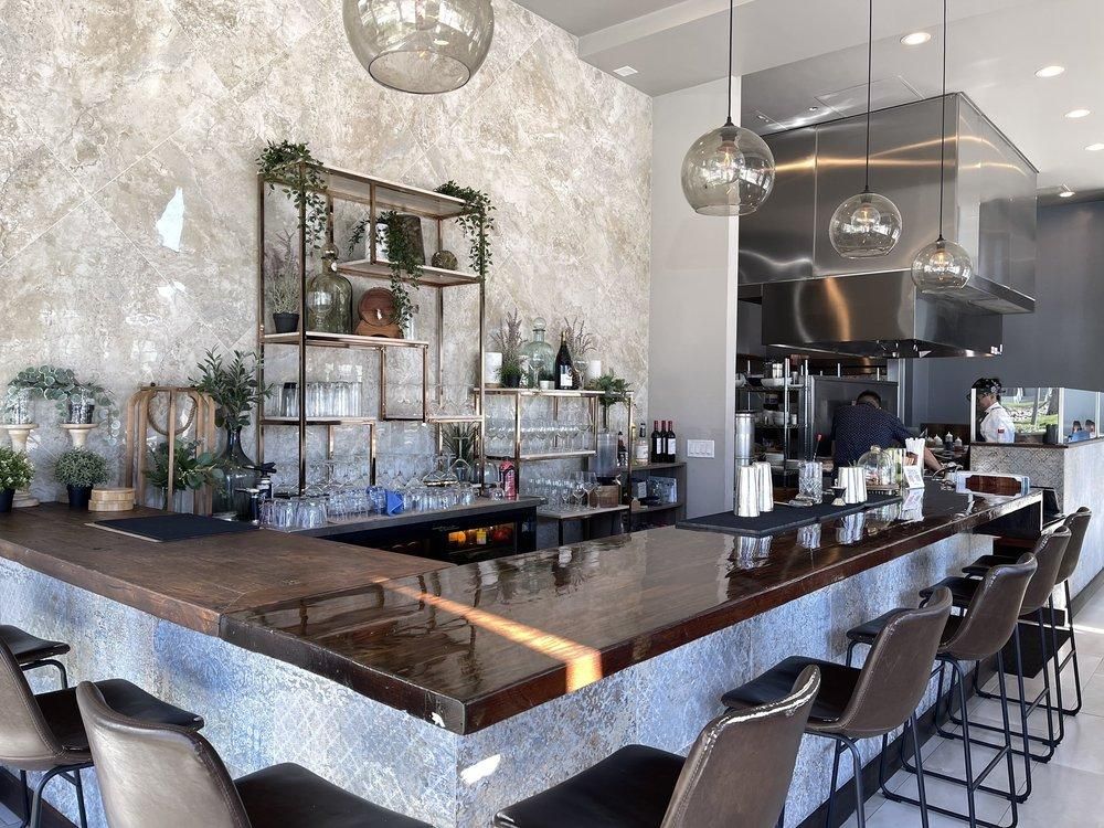 Costa Mesa - Costa Contemporary Kitchen restaurant