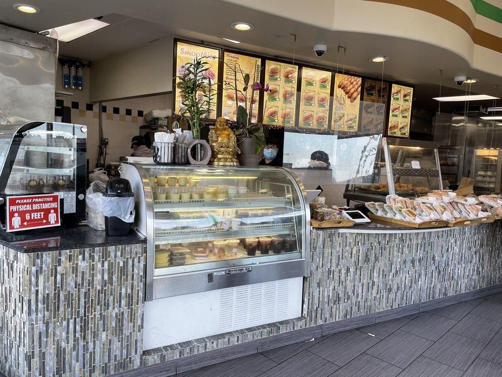 San Gabriel - Saigon Bakery & Sandwiches restaurant