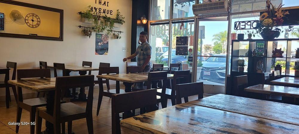 Garden Grove - Thai Avenue restaurant