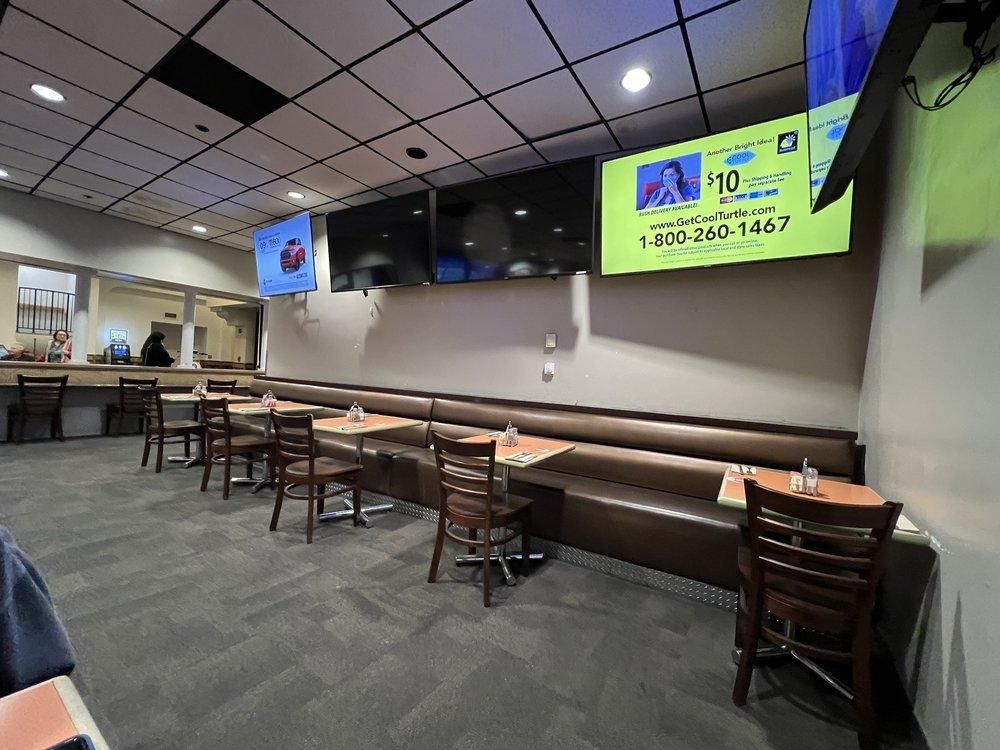 Burbank - Lunchbox restaurant