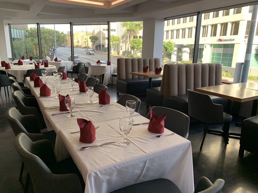 Los Angeles - India’s Oven restaurant