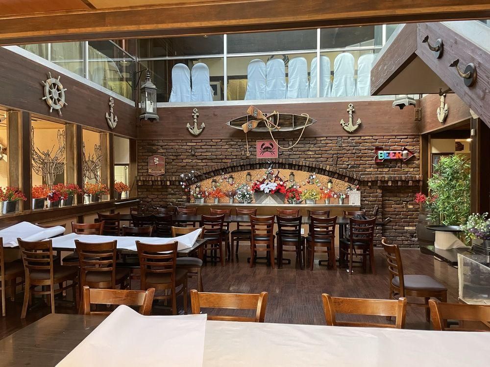 Glendale - Crab Avenue restaurant