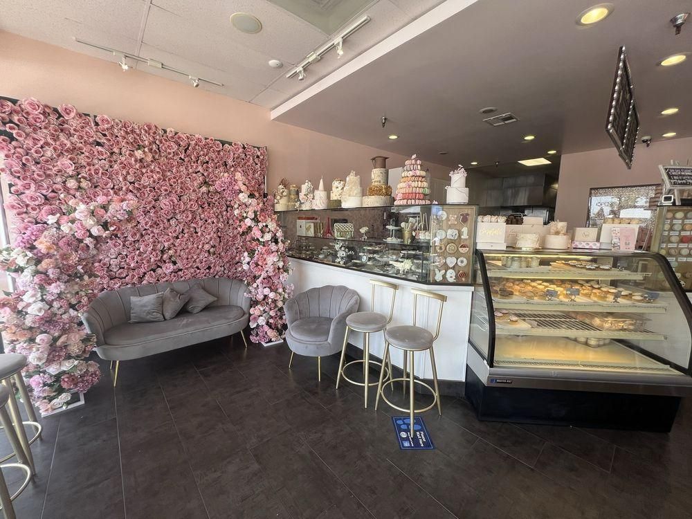 Walnut - Puffect Bakery Cafe restaurant