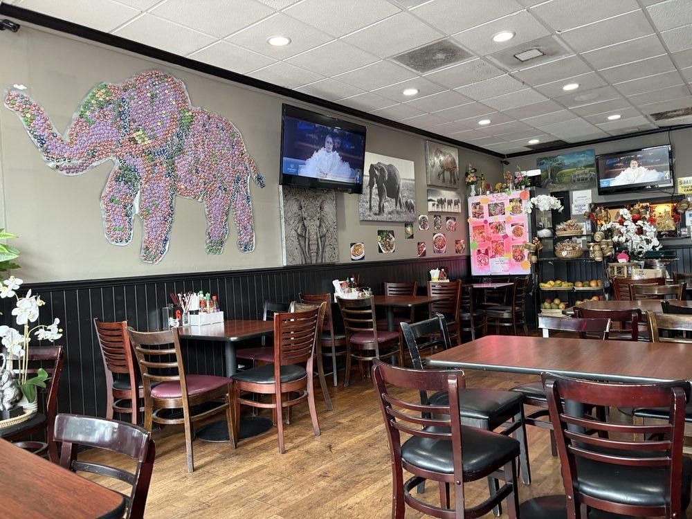 Garden Grove - Royal King Elephant restaurant