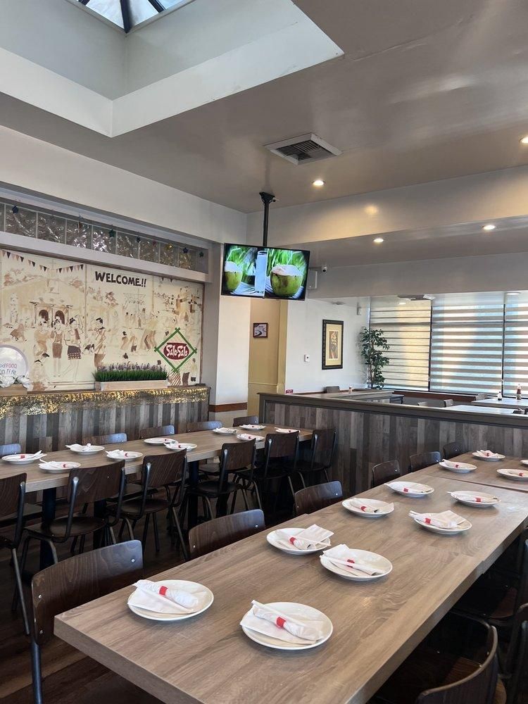 West Covina - Salo Salo Kitchen restaurant