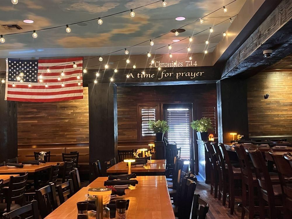 Los Alamitos - Maderas Steak & Ribs restaurant