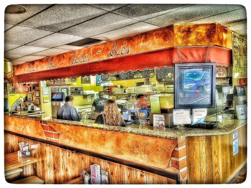Garden Grove - Perry's Pizza & Italian Restaurant restaurant