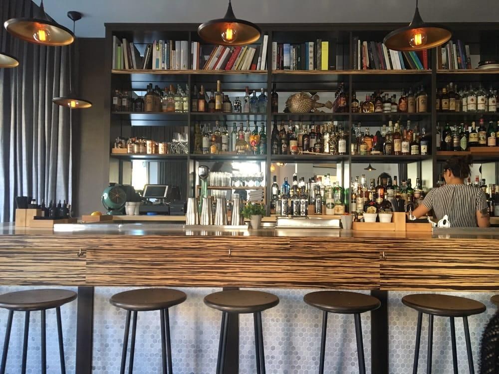 Los Angeles - Here's Looking At You restaurant