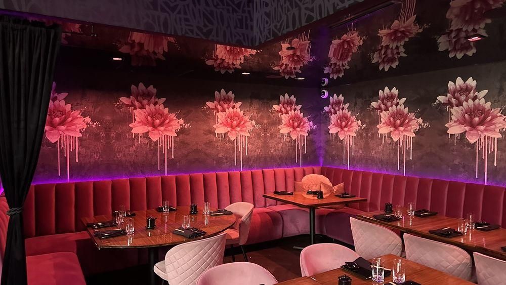Houston - TEN Sushi + Cocktail Bar restaurant