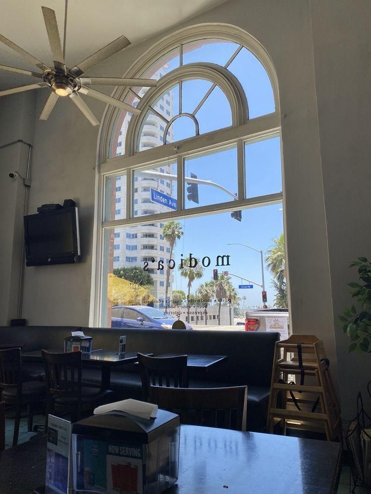 Long Beach - Modica's Deli restaurant