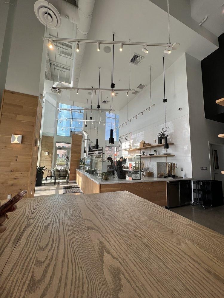 Santa Ana - Huskins Coffee restaurant