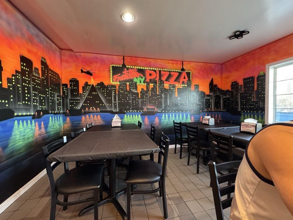 Los Angeles - Fratelli's NY Pizza restaurant