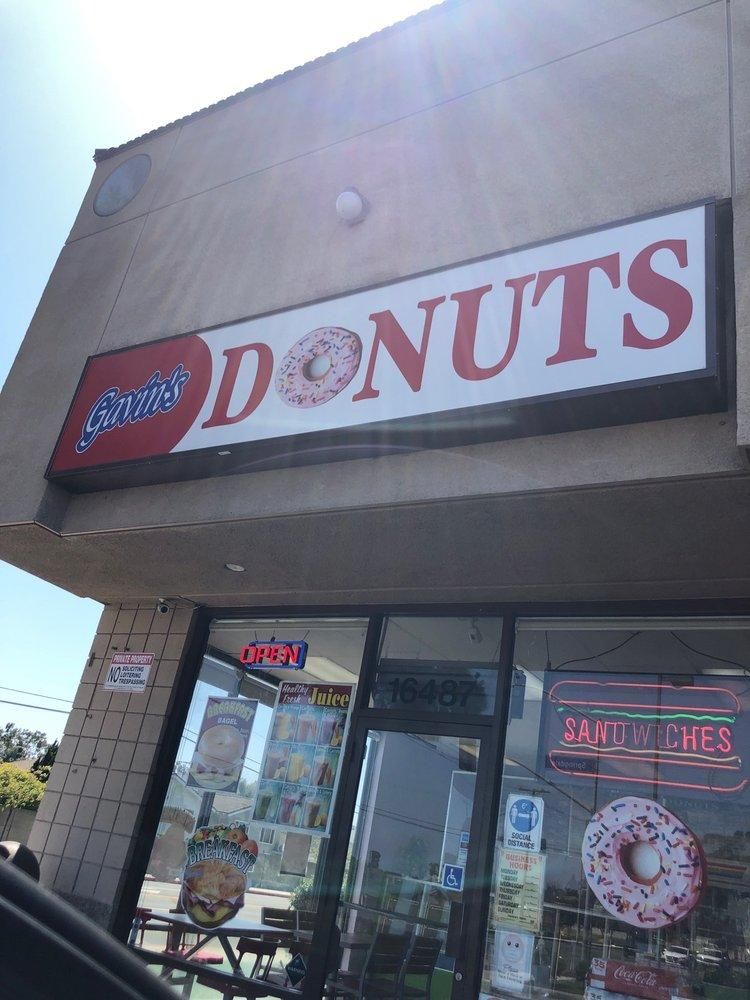 Huntington Beach - Gavin's Donuts restaurant