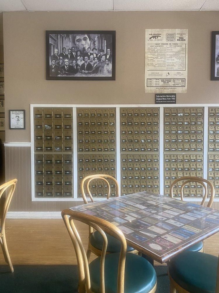 Lancaster - Sub Machine restaurant