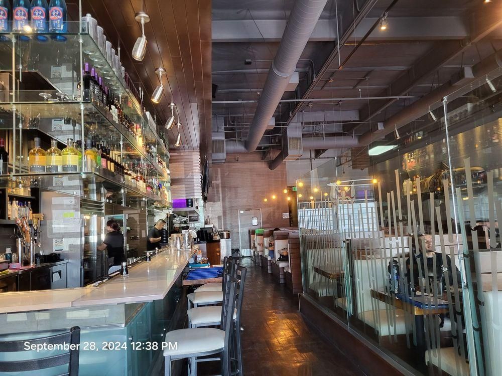 Monrovia - Oto-Oto Izakaya Japonaise restaurant