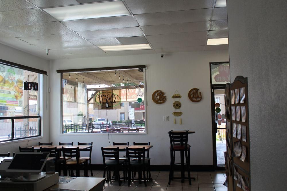 Tustin - Krispi Hot Chicken (Halal hand cut) restaurant