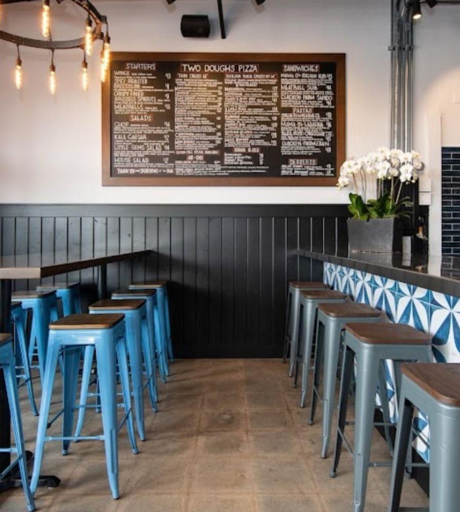 Agoura Hills - Two Doughs Pizza Co. restaurant