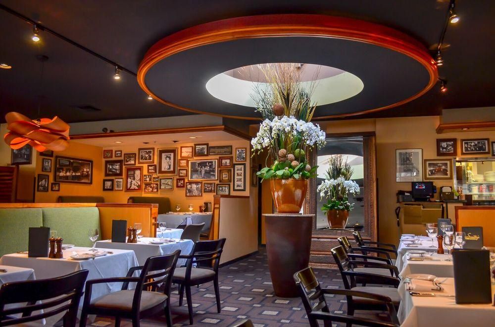 Pasadena - Smitty's Grill restaurant