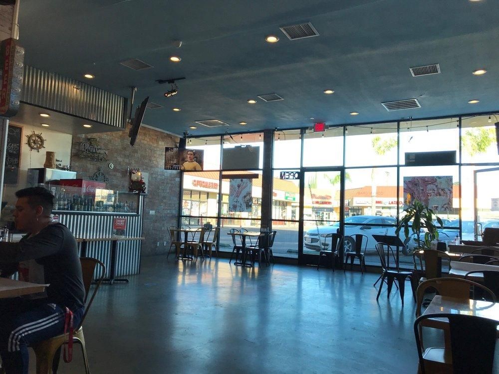Los Angeles - Corn N' Crab restaurant