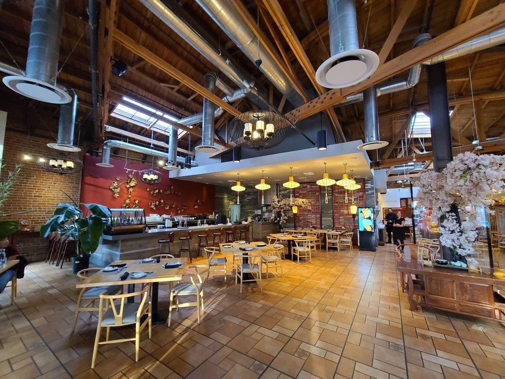 Culver City - Fifty One restaurant