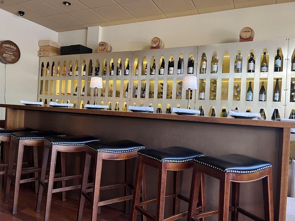 Mission Viejo - Wineworks For Everyone restaurant