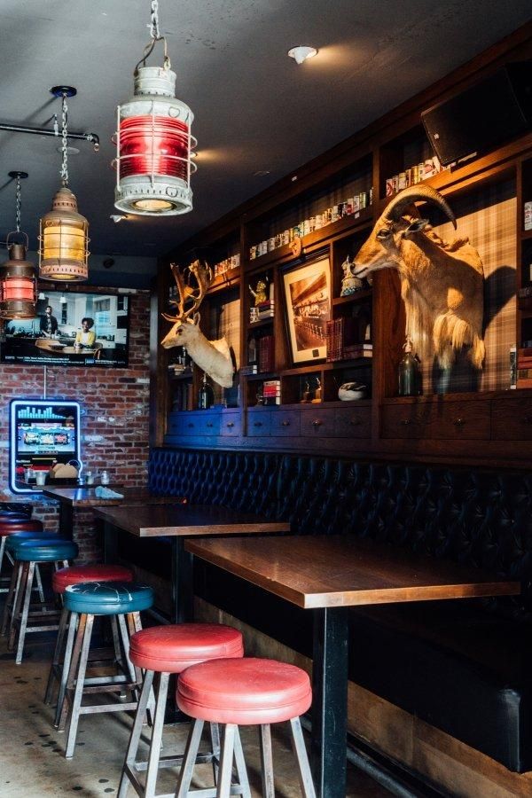 Newport Beach - Stag Bar + Kitchen restaurant