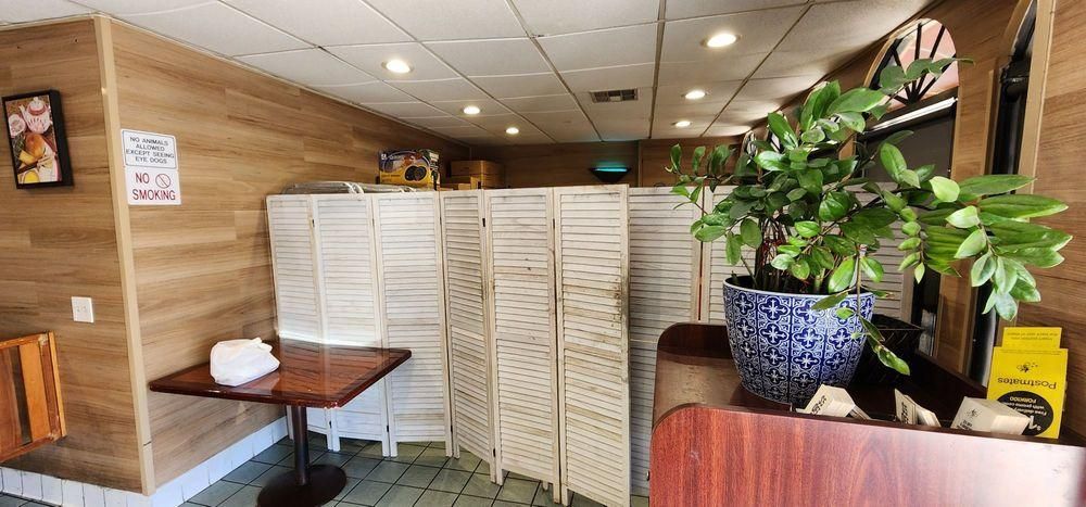 Los Angeles - Long's Family Pastry restaurant