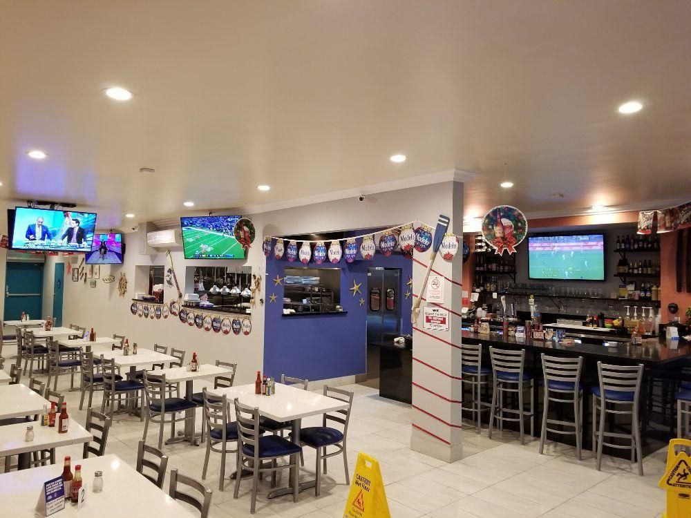 Costa Mesa - Mariscos El Pulpo Sports Bar & Grill restaurant