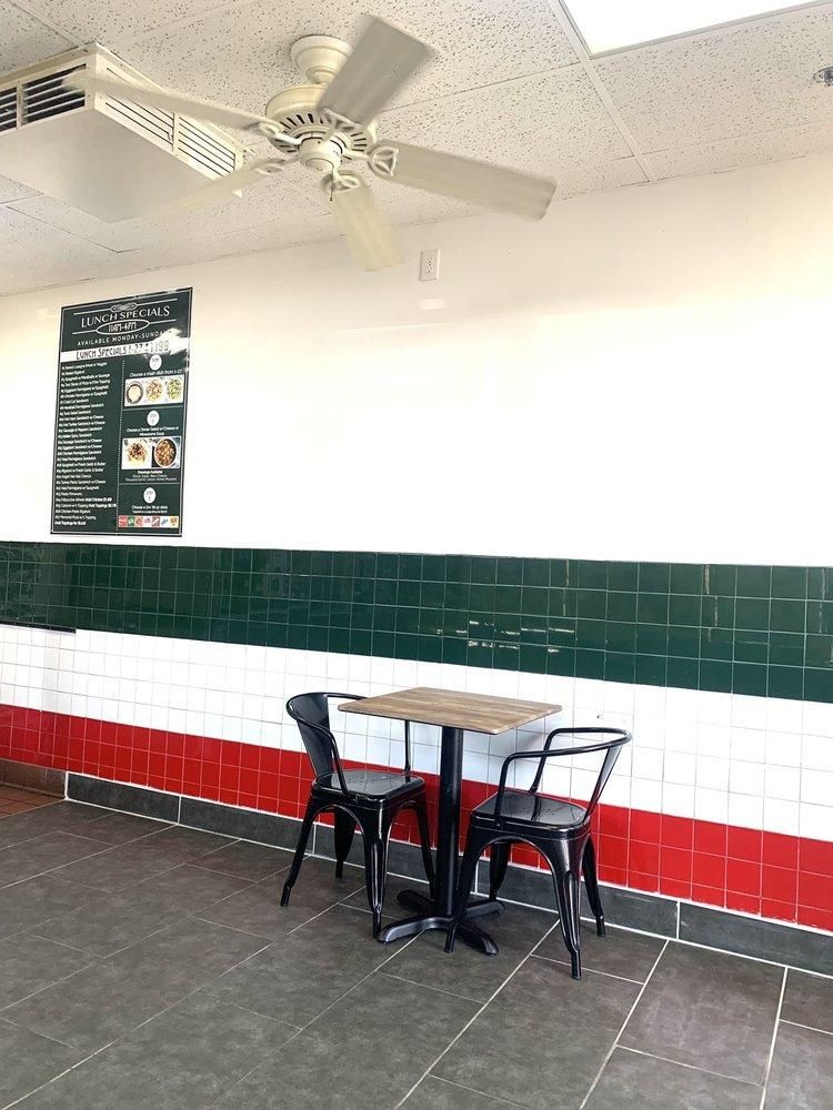 Santa Ana - Bari Pasta & Pizza restaurant