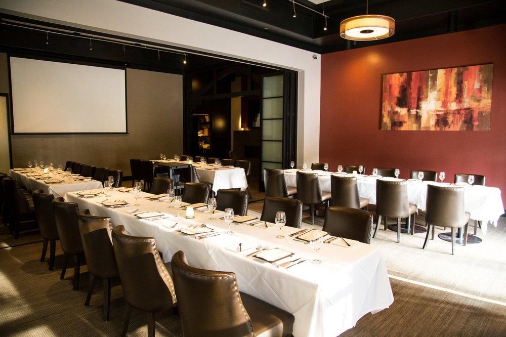Pasadena - Alexander's Steakhouse restaurant