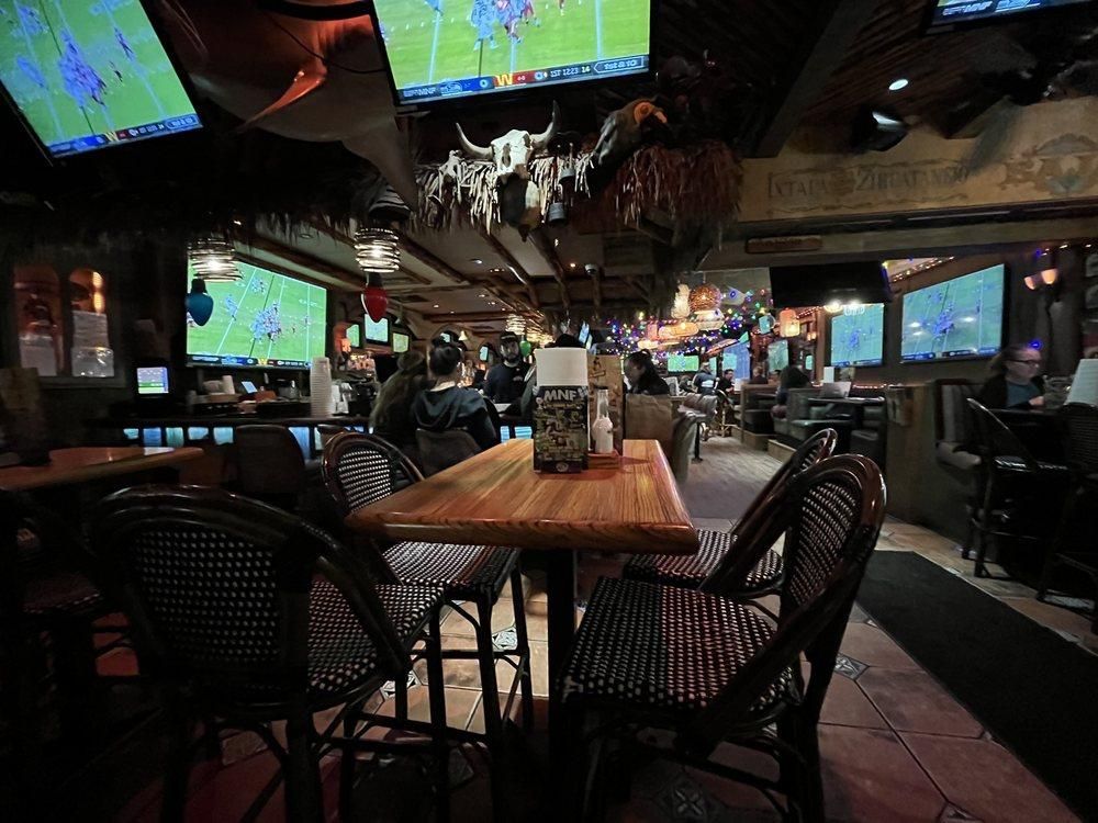 Hermosa Beach - Baja Sharkeez restaurant