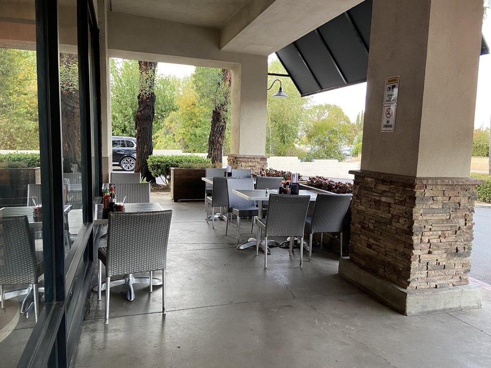 Lake Forest - Thanh Binh II restaurant