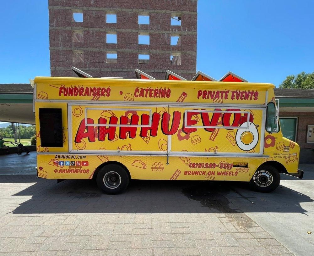 North Hollywood - AhhHuevo restaurant