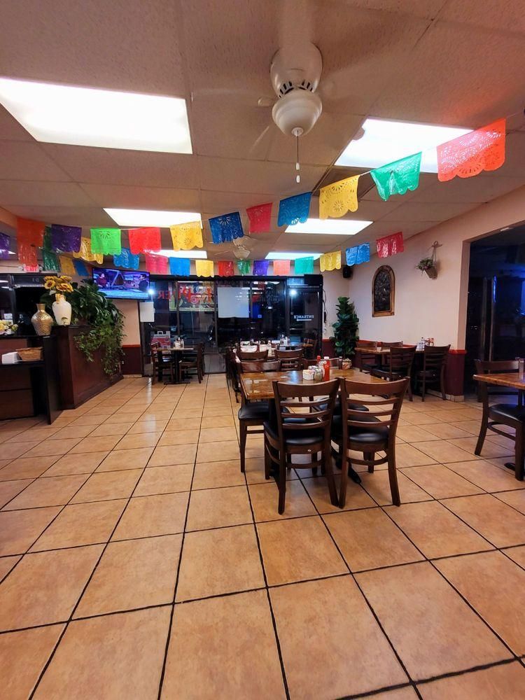 Brea - De Oro La Puerta Authentic Mexican Food restaurant