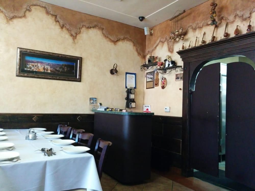 Glendale - Caravan Restaurant restaurant