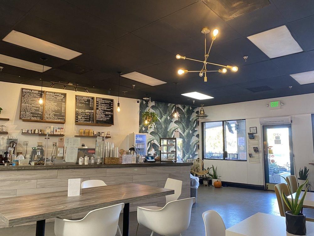 Anaheim - Kaffeine Alley restaurant