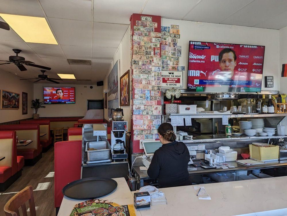 Long Beach - Cañadas Grill restaurant