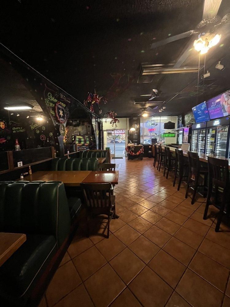 Carson - Flores Cafe restaurant