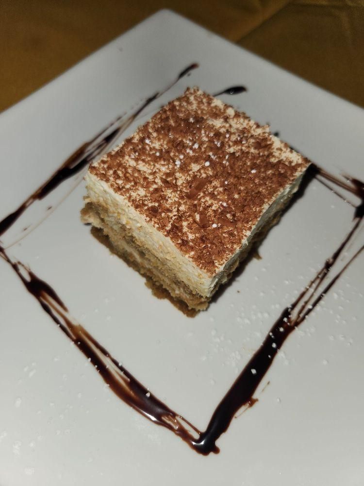 Tiramisu dish