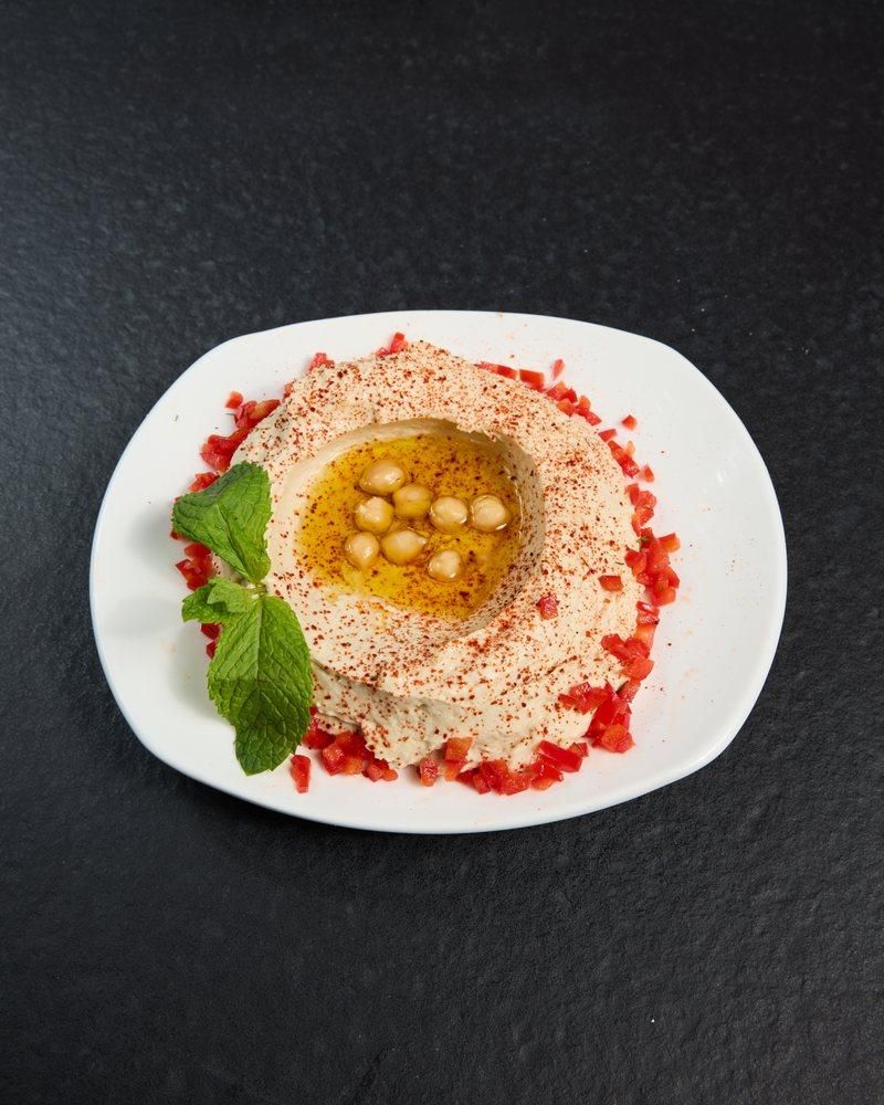 Hummuses dish