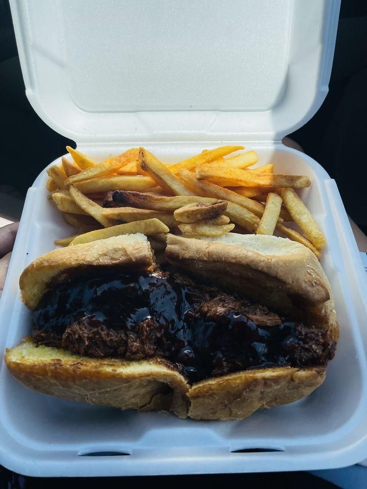 Pulled Pork Sandwich dish