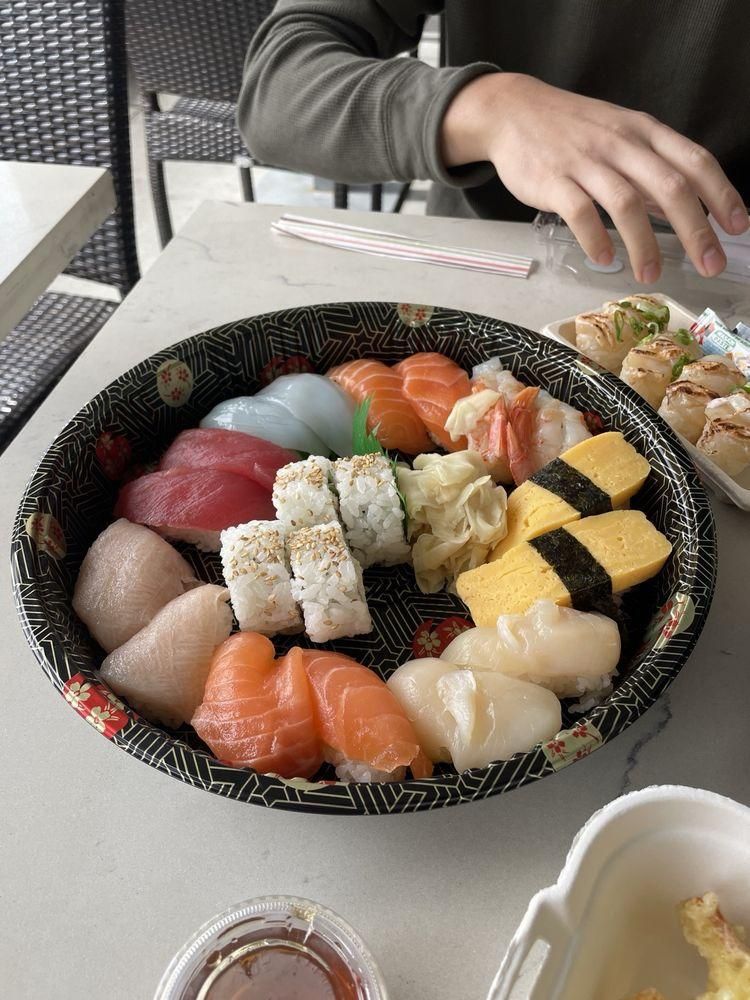 Sushi dish