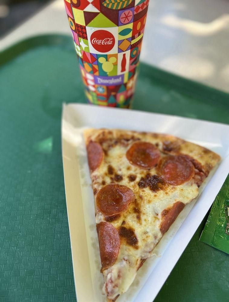 Pepperoni Pizza dish