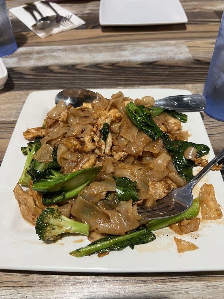 Pad See Ew dish