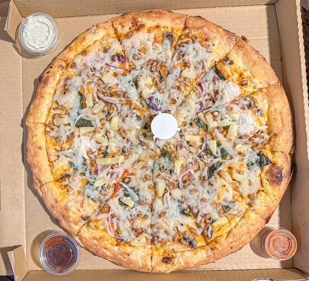 Spicy Thai Pizza dish