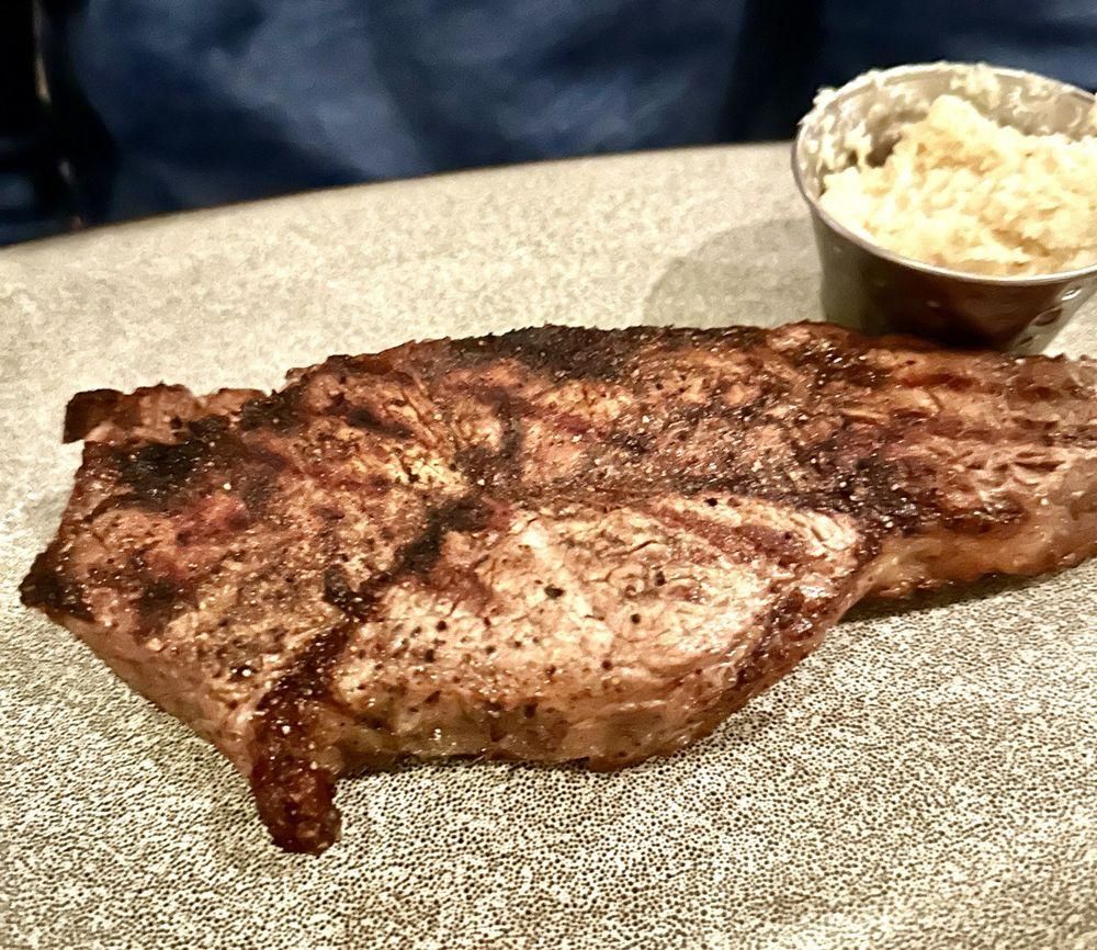 Steaks dish
