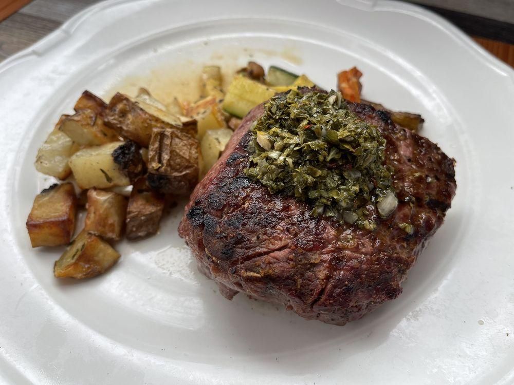 Steaks dish