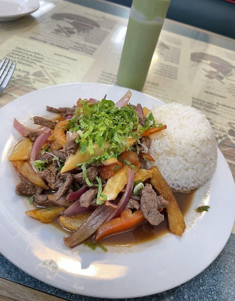 Lomo Saltado dish